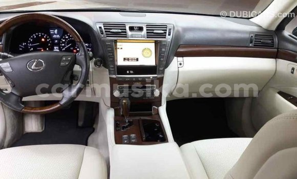 Nunua Imported Lexus LS Nyingine Gari ndani ya Import - Dubai nchini Harare