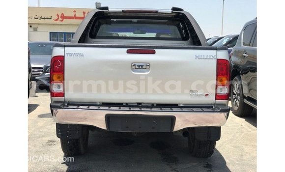 Tenga Imported Toyota Hilux Zvimwe Mota in Import - Dubai in Harare Tenga Imported Toyota Hilux Zvimwe Mota in Import - Dubai in Harare