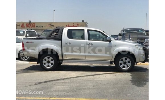 Tenga Imported Toyota Hilux Zvimwe Mota in Import - Dubai in Harare Tenga Imported Toyota Hilux Zvimwe Mota in Import - Dubai in Harare