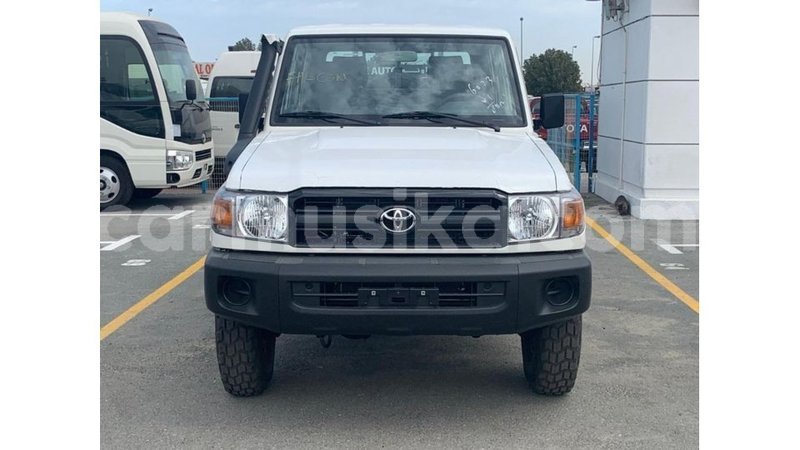 Big with watermark toyota land cruiser harare import dubai 13958