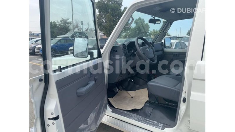 Big with watermark toyota land cruiser harare import dubai 13958