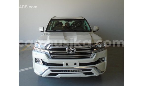 Acheter Import Voiture Toyota Land Cruiser Autre à Import - Dubai, Harare Acheter Import Voiture Toyota Land Cruiser Autre à Import - Dubai, Harare