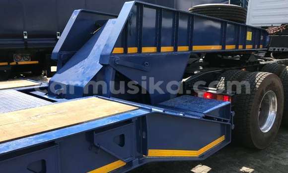 Tenga Tsaru DAF CF Bhuruu Rori in Beitbridge in Matabeleland South Tenga Tsaru DAF CF Bhuruu Rori in Beitbridge in Matabeleland South