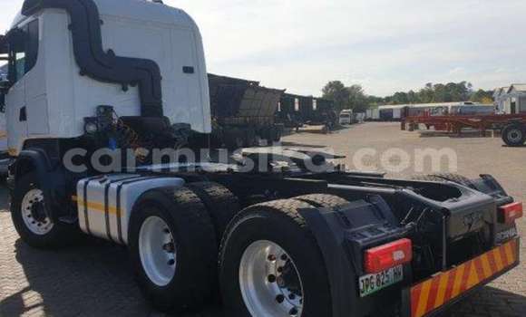 Buy Used Scania R420 White Truck in Beitbridge in Matabeleland South Buy Used Scania R420 White Truck in Beitbridge in Matabeleland South