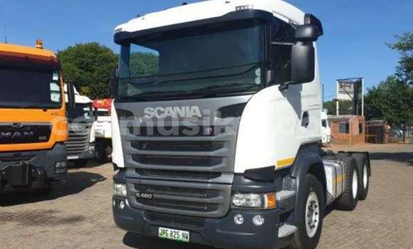 Buy Used Scania R420 White Truck in Beitbridge in Matabeleland South Buy Used Scania R420 White Truck in Beitbridge in Matabeleland South