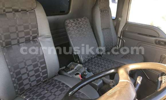 Buy Used Isuzu FTR 850 White Truck in Beitbridge in Matabeleland South Buy Used Isuzu FTR 850 White Truck in Beitbridge in Matabeleland South