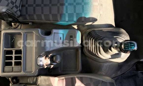 Buy Used Isuzu FTR 850 White Truck in Beitbridge in Matabeleland South Buy Used Isuzu FTR 850 White Truck in Beitbridge in Matabeleland South