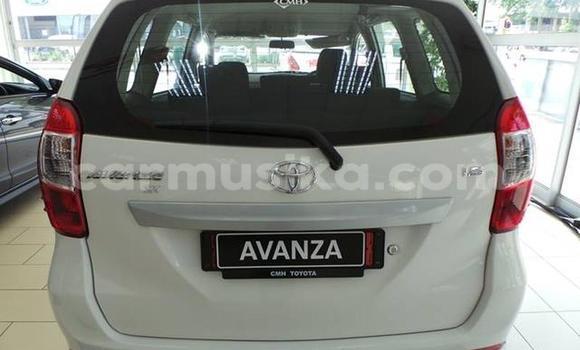 Acheter Occasion Voiture Toyota Hilux Blanc à Beitbridge, Matabeleland South Acheter Occasion Voiture Toyota Hilux Blanc à Beitbridge, Matabeleland South