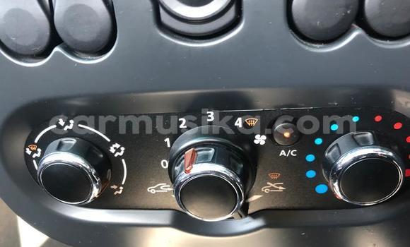 Tenga Tsaru Nissan NV200 Chena Mota in Beitbridge in Matabeleland South Tenga Tsaru Nissan NV200 Chena Mota in Beitbridge in Matabeleland South