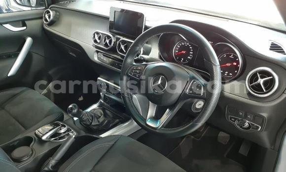 Acheter Occasion Voiture Mercedes‒Benz C–Class Gris à Beitbridge, Matabeleland South Acheter Occasion Voiture Mercedes‒Benz C–Class Gris à Beitbridge, Matabeleland South