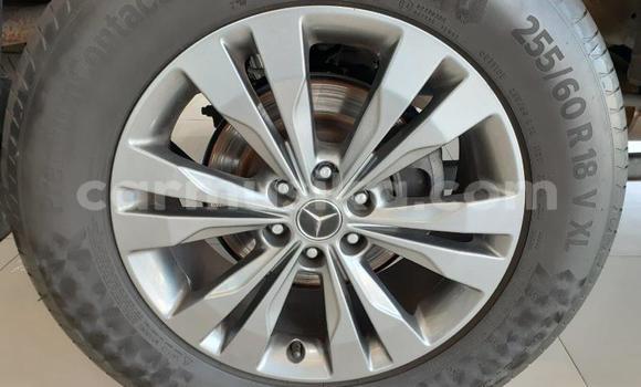 Acheter Occasion Voiture Mercedes‒Benz C–Class Gris à Beitbridge, Matabeleland South Acheter Occasion Voiture Mercedes‒Benz C–Class Gris à Beitbridge, Matabeleland South