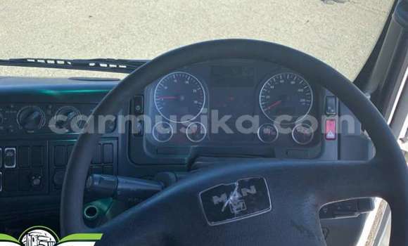 Buy Used Man Silent White Truck in Beitbridge in Matabeleland South Buy Used Man Silent White Truck in Beitbridge in Matabeleland South