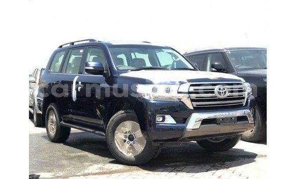 Tenga Imported Toyota Land Cruiser Bhuruu Mota in Import - Dubai in Harare Tenga Imported Toyota Land Cruiser Bhuruu Mota in Import - Dubai in Harare