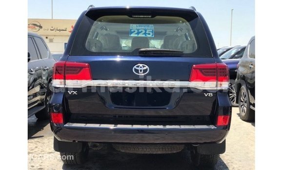 Tenga Imported Toyota Land Cruiser Bhuruu Mota in Import - Dubai in Harare Tenga Imported Toyota Land Cruiser Bhuruu Mota in Import - Dubai in Harare