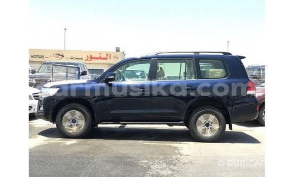 Tenga Imported Toyota Land Cruiser Bhuruu Mota in Import - Dubai in Harare Tenga Imported Toyota Land Cruiser Bhuruu Mota in Import - Dubai in Harare