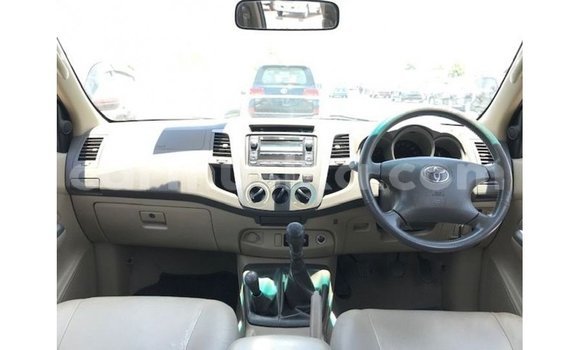 Tenga Imported Toyota Hilux Zvimwe Mota in Import - Dubai in Harare Tenga Imported Toyota Hilux Zvimwe Mota in Import - Dubai in Harare