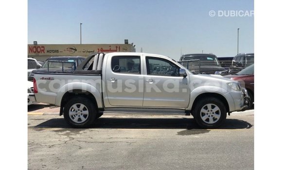 Tenga Imported Toyota Hilux Zvimwe Mota in Import - Dubai in Harare Tenga Imported Toyota Hilux Zvimwe Mota in Import - Dubai in Harare