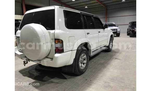 Buy Import Nissan Patrol White Car in Import - Dubai in Harare Buy Import Nissan Patrol White Car in Import - Dubai in Harare