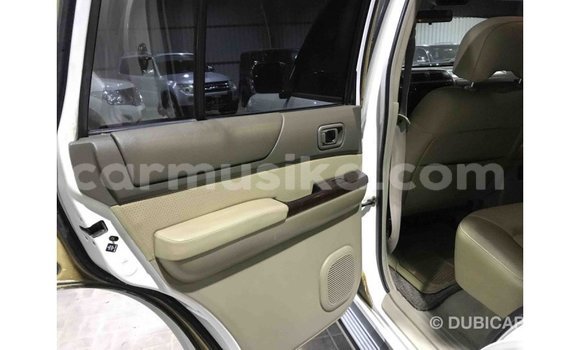 Buy Import Nissan Patrol White Car in Import - Dubai in Harare Buy Import Nissan Patrol White Car in Import - Dubai in Harare