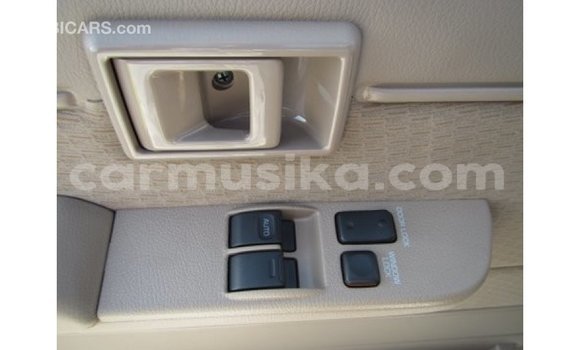 Tenga Imported Toyota Land Cruiser Chena Mota in Import - Dubai in Harare Tenga Imported Toyota Land Cruiser Chena Mota in Import - Dubai in Harare
