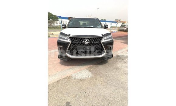 Acheter Import Voiture Lexus LX Noir à Import - Dubai, Harare Acheter Import Voiture Lexus LX Noir à Import - Dubai, Harare