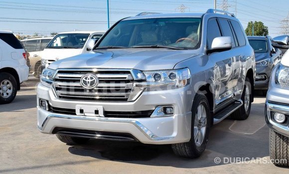 Acheter Import Voiture Toyota Land Cruiser Autre à Import - Dubai, Harare Acheter Import Voiture Toyota Land Cruiser Autre à Import - Dubai, Harare