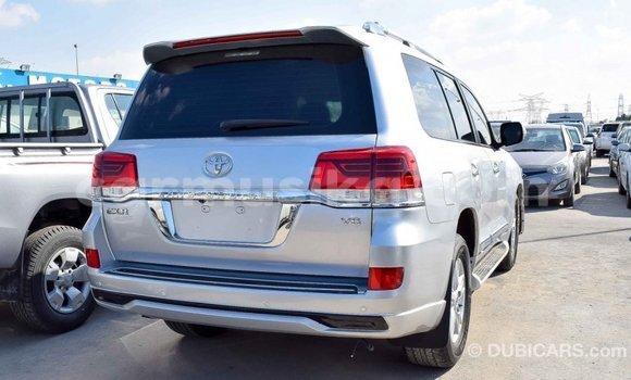 Acheter Import Voiture Toyota Land Cruiser Autre à Import - Dubai, Harare Acheter Import Voiture Toyota Land Cruiser Autre à Import - Dubai, Harare