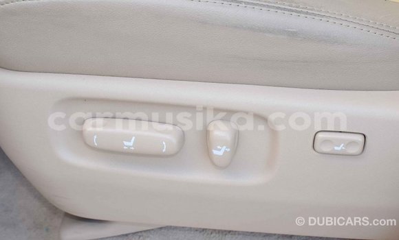 Tenga Imported Toyota Land Cruiser Nhema Mota in Import - Dubai in Harare Tenga Imported Toyota Land Cruiser Nhema Mota in Import - Dubai in Harare
