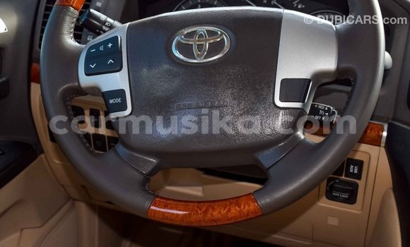 Tenga Imported Toyota Land Cruiser Nhema Mota in Import - Dubai in Harare Tenga Imported Toyota Land Cruiser Nhema Mota in Import - Dubai in Harare