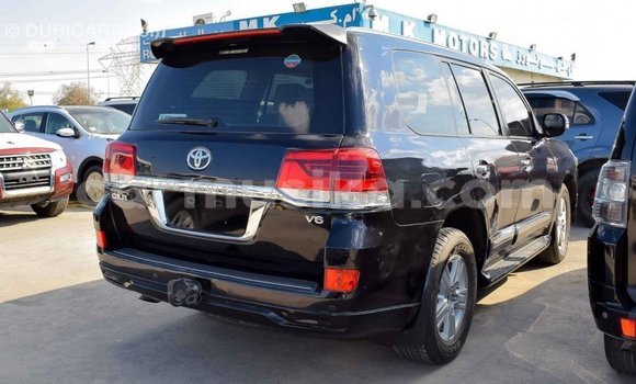 Tenga Imported Toyota Land Cruiser Nhema Mota in Import - Dubai in Harare Tenga Imported Toyota Land Cruiser Nhema Mota in Import - Dubai in Harare