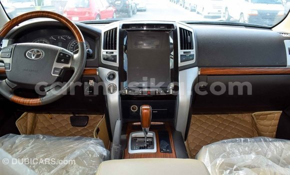 Acheter Import Voiture Toyota Land Cruiser Autre à Import - Dubai, Harare Acheter Import Voiture Toyota Land Cruiser Autre à Import - Dubai, Harare