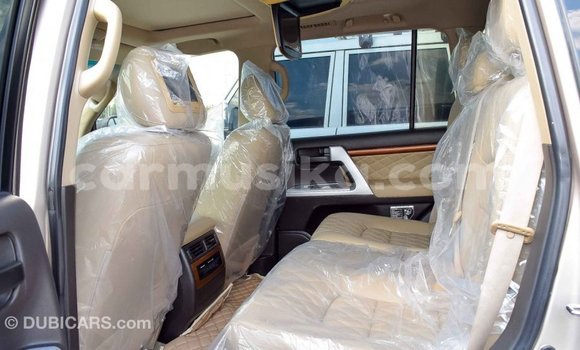 Acheter Import Voiture Toyota Land Cruiser Autre à Import - Dubai, Harare Acheter Import Voiture Toyota Land Cruiser Autre à Import - Dubai, Harare