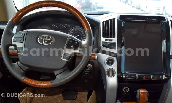 Acheter Import Voiture Toyota Land Cruiser Autre à Import - Dubai, Harare Acheter Import Voiture Toyota Land Cruiser Autre à Import - Dubai, Harare