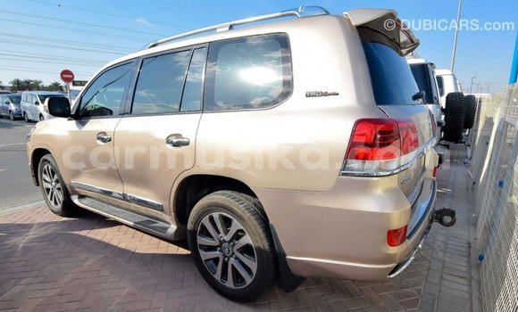 Acheter Import Voiture Toyota Land Cruiser Autre à Import - Dubai, Harare Acheter Import Voiture Toyota Land Cruiser Autre à Import - Dubai, Harare