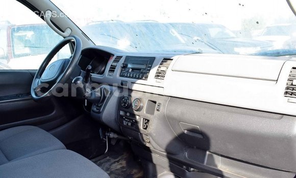 Tenga Imported Toyota Hiace Chena Mota in Import - Dubai in Harare Tenga Imported Toyota Hiace Chena Mota in Import - Dubai in Harare