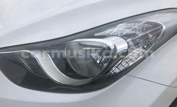 Acheter Occasion Voiture Hyundai Accent Blanc à Beitbridge, Matabeleland South Acheter Occasion Voiture Hyundai Accent Blanc à Beitbridge, Matabeleland South