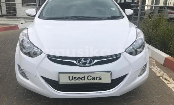 Acheter Occasion Voiture Hyundai Accent Blanc à Beitbridge, Matabeleland South Acheter Occasion Voiture Hyundai Accent Blanc à Beitbridge, Matabeleland South