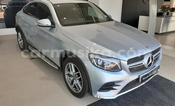 Nunua Ilio tumika Mercedes‒Benz C–Class Kijani Gari ndani ya Beitbridge nchini Matabeleland Kusini Nunua Ilio tumika Mercedes‒Benz C–Class Kijani Gari ndani ya Beitbridge nchini Matabeleland Kusini