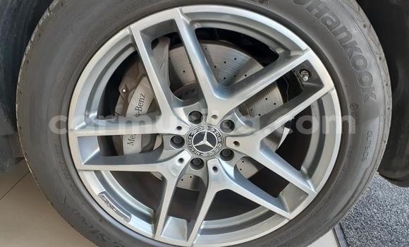 Nunua Ilio tumika Mercedes‒Benz C–Class Kijani Gari ndani ya Beitbridge nchini Matabeleland Kusini Nunua Ilio tumika Mercedes‒Benz C–Class Kijani Gari ndani ya Beitbridge nchini Matabeleland Kusini