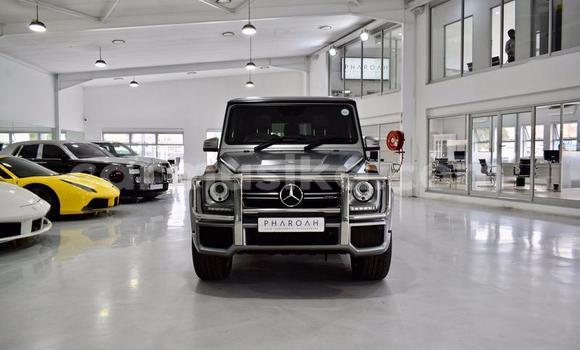 Tenga Tsaru Mercedes‒Benz C–Class Sirivha Mota in Beitbridge in Matabeleland South Tenga Tsaru Mercedes‒Benz C–Class Sirivha Mota in Beitbridge in Matabeleland South