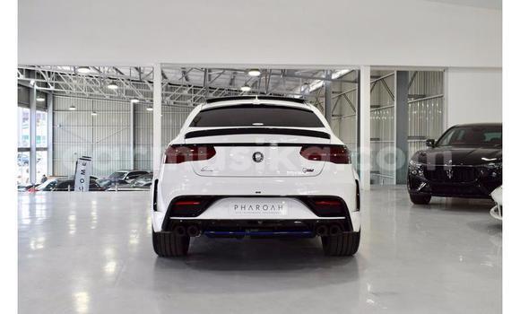 Tenga Tsaru Mercedes‒Benz GL–Class Chena Mota in Beitbridge in Matabeleland South Tenga Tsaru Mercedes‒Benz GL–Class Chena Mota in Beitbridge in Matabeleland South