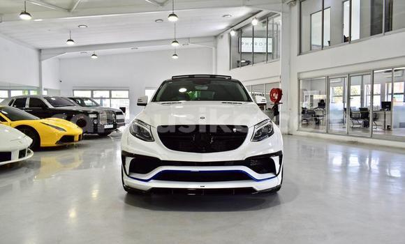 Tenga Tsaru Mercedes‒Benz GL–Class Chena Mota in Beitbridge in Matabeleland South Tenga Tsaru Mercedes‒Benz GL–Class Chena Mota in Beitbridge in Matabeleland South