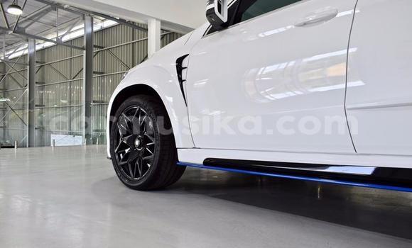 Tenga Tsaru Mercedes‒Benz GL–Class Chena Mota in Beitbridge in Matabeleland South Tenga Tsaru Mercedes‒Benz GL–Class Chena Mota in Beitbridge in Matabeleland South