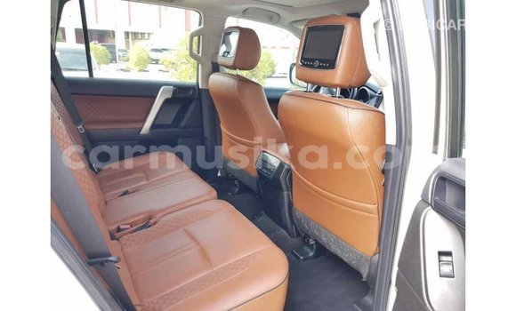 Tenga Imported Toyota Prado Chena Mota in Import - Dubai in Harare Tenga Imported Toyota Prado Chena Mota in Import - Dubai in Harare