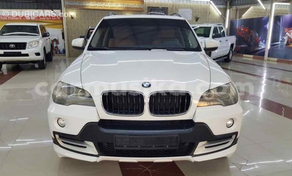 Nunua Imported BMW X5 Nyeupe Gari ndani ya Import - Dubai nchini Harare Nunua Imported BMW X5 Nyeupe Gari ndani ya Import - Dubai nchini Harare