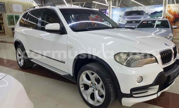 Nunua Imported BMW X5 Nyeupe Gari ndani ya Import - Dubai nchini Harare Nunua Imported BMW X5 Nyeupe Gari ndani ya Import - Dubai nchini Harare