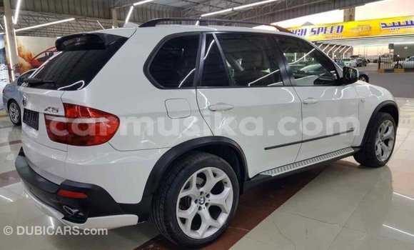 Nunua Imported BMW X5 Nyeupe Gari ndani ya Import - Dubai nchini Harare Nunua Imported BMW X5 Nyeupe Gari ndani ya Import - Dubai nchini Harare