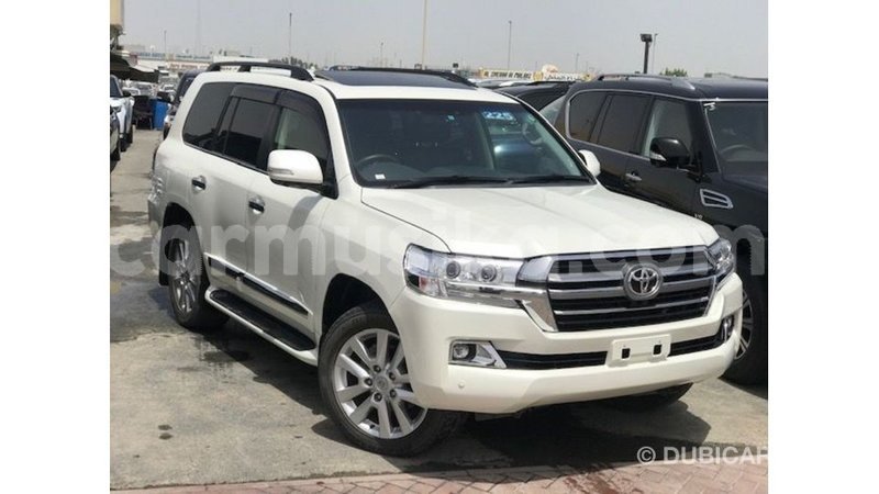 Big with watermark toyota land cruiser harare import dubai 14032