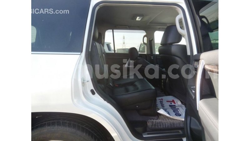 Big with watermark toyota land cruiser harare import dubai 14032