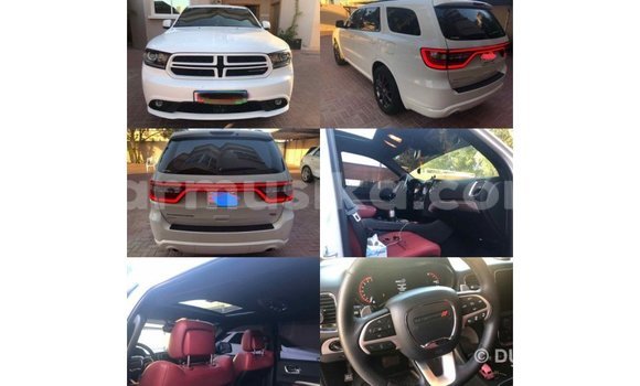 Nunua Imported Dodge Durango Nyeupe Gari ndani ya Import - Dubai nchini Harare